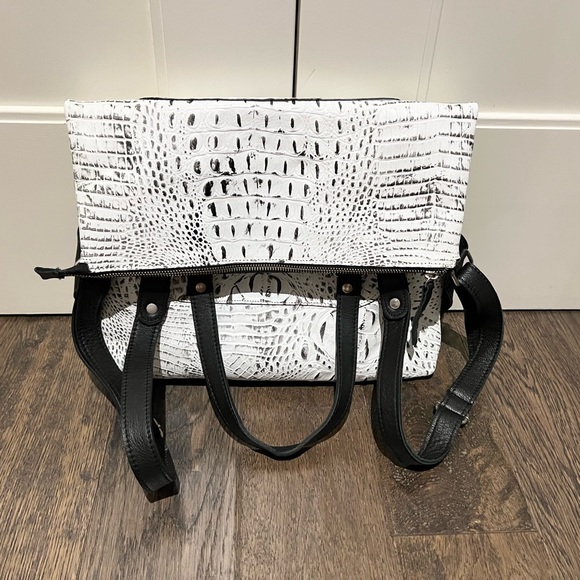 Polonia Cruz Leather Bag / Backpack. White With Black - Picture 13 of 15